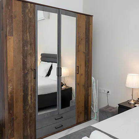 Buenavista I Modern Comfort Near Center By Flat Mаnаger Lägenhet